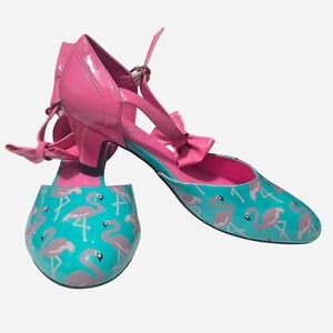 Chic Flamingo Print Pink and Teal Heels